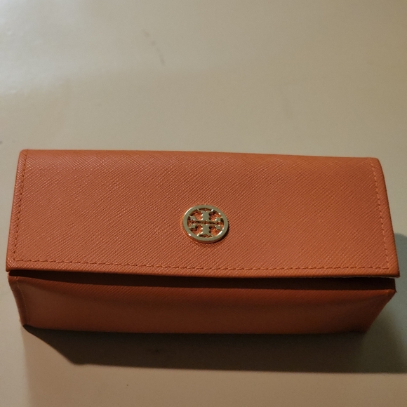 Tory Burch sunglasses - Picture 6 of 6